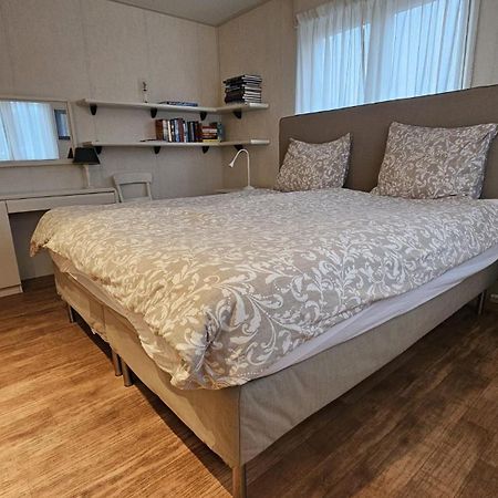 Chalet Buutengeweun, Met Luxe Jacuzzi En Tonsauna Синт-Анналанд Экстерьер фото